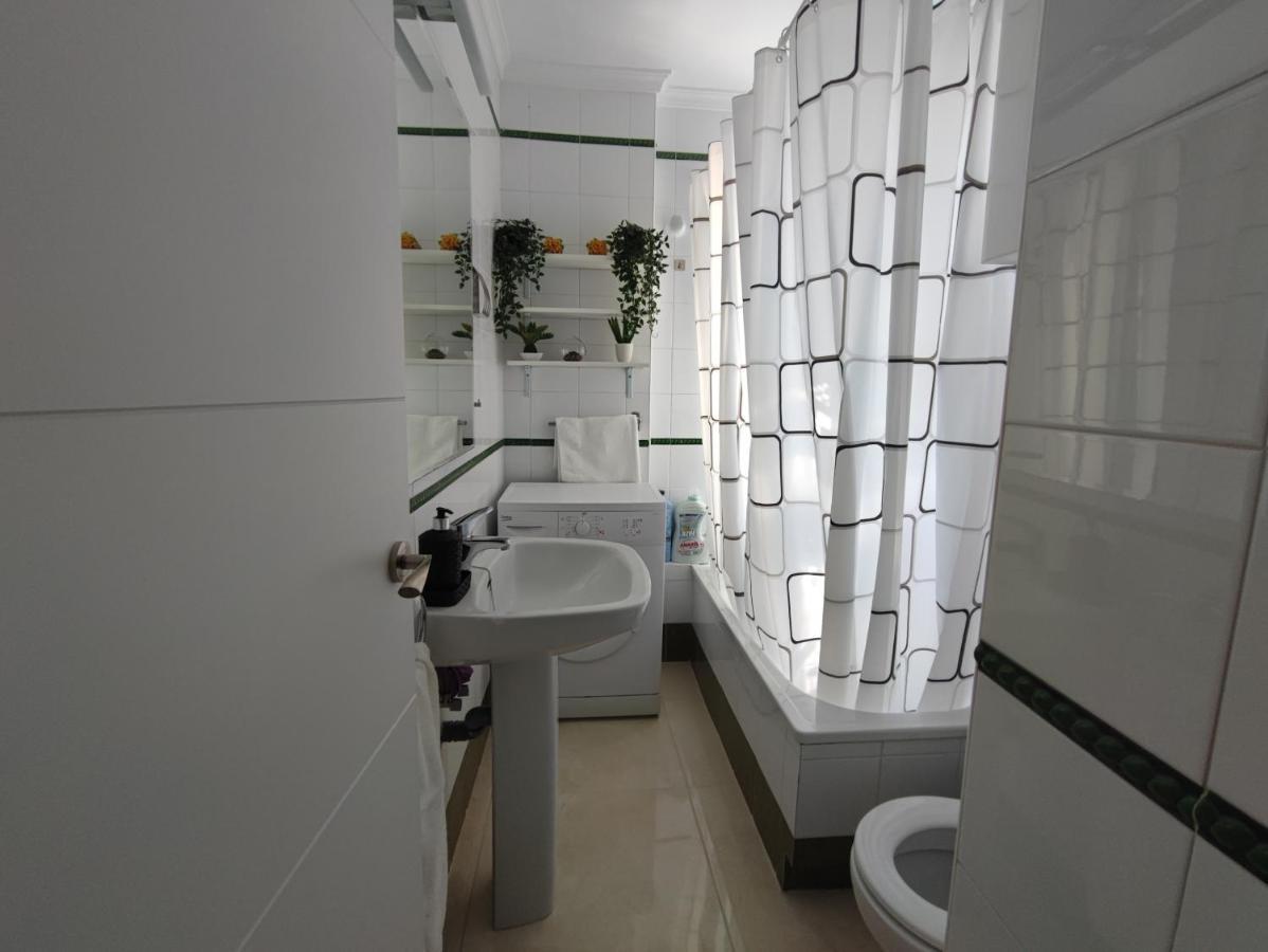 Hercules Paradise 531 Apartamento Con Vistas Al Mar Mediterraneo En Benalmadena A Pasos Del Centro Y Su Vibrante Zona Comercial Disfruta De Una Experiencia Unica En La Costa Del Sol Malaga Andalucia Well-Connected To The Airport Exteriör bild